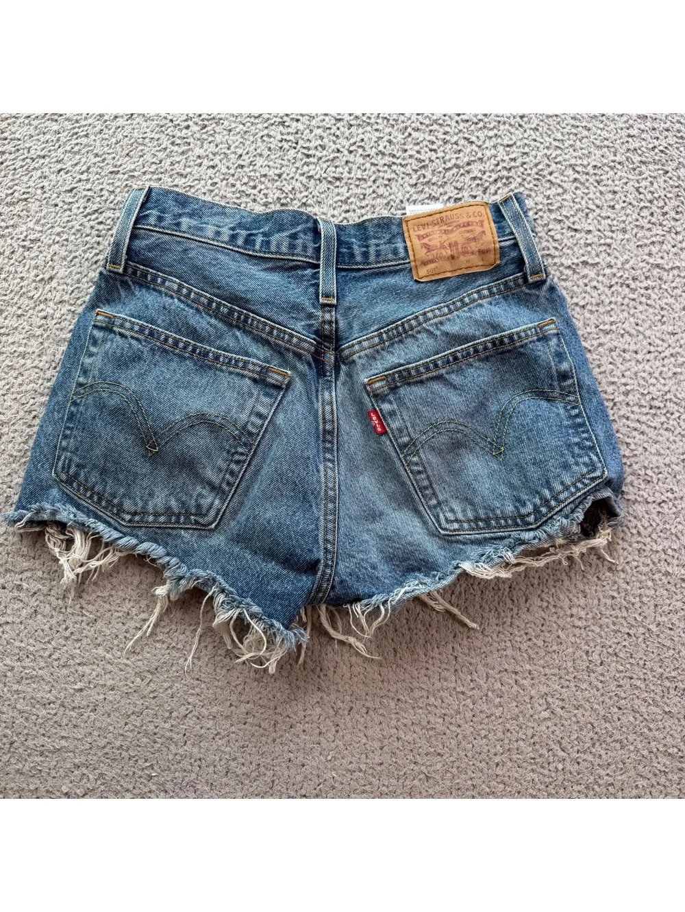 Levi’s Premium 501 Women’s W24 Blue Denim High Rise Distressed Cutoff Shorts